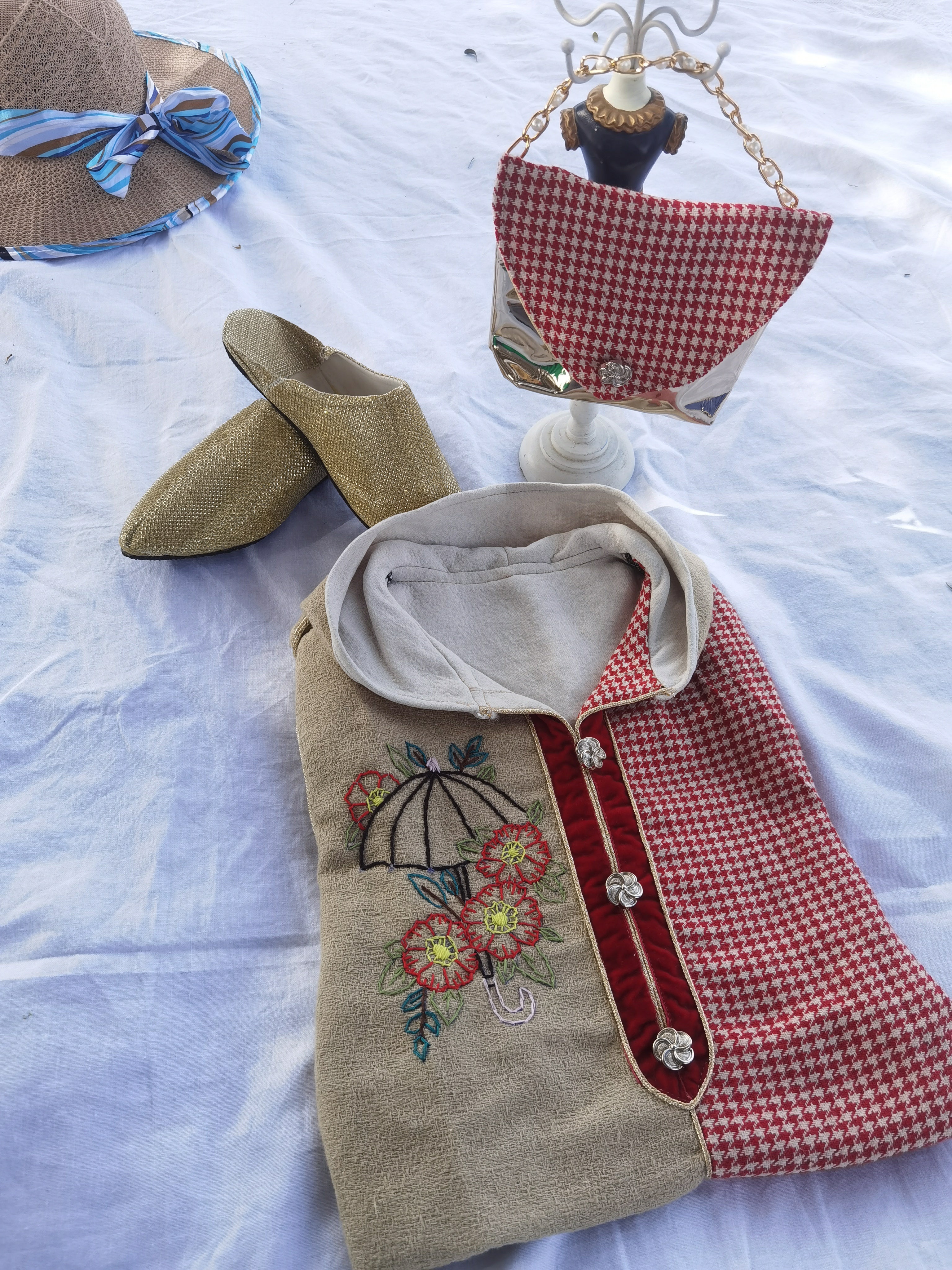 جلابة أطفال بنات مع حقيبة وبلغة هذية