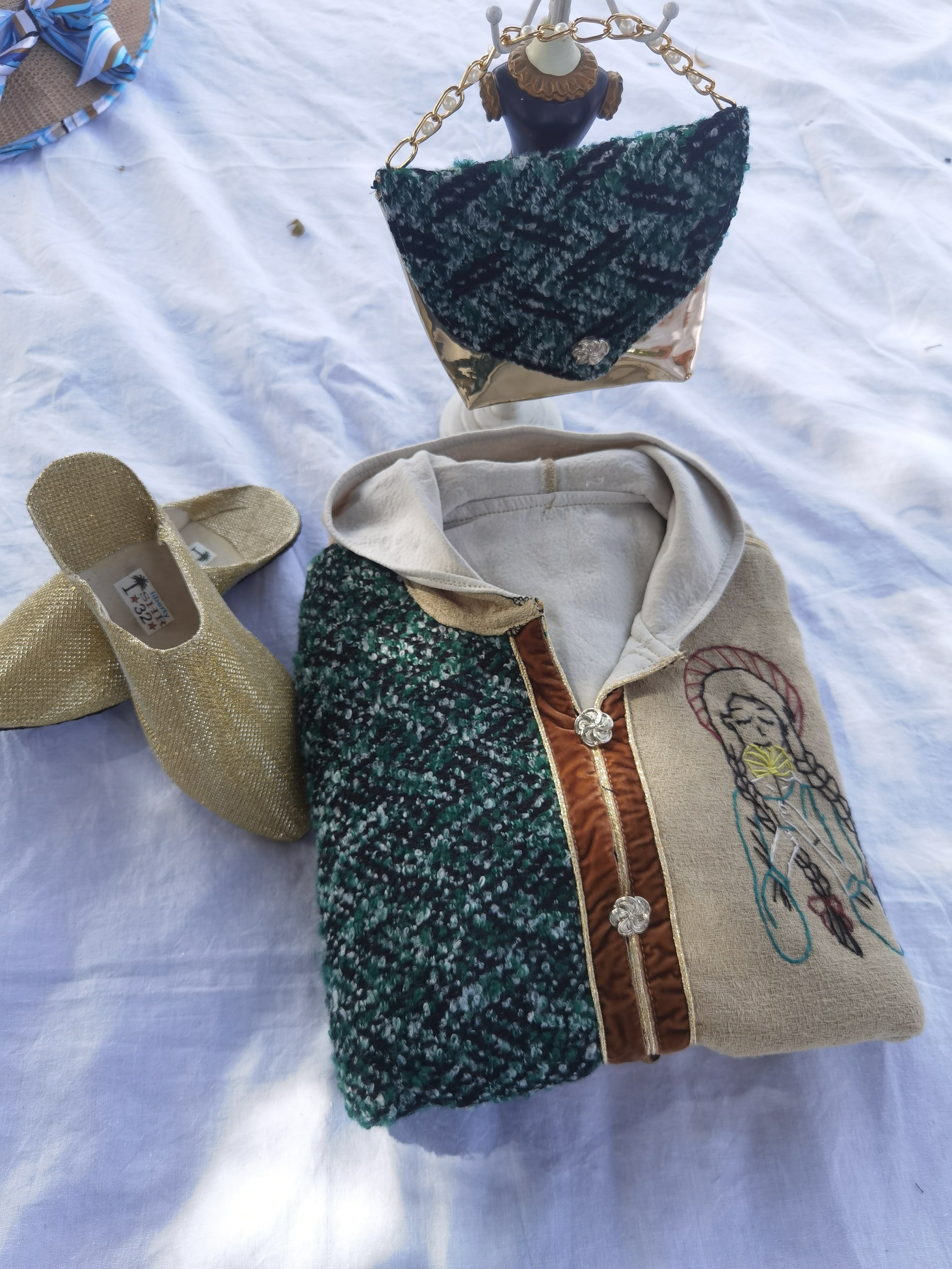 جلابة أطفال بنات مع حقيبة وبلغة هذية