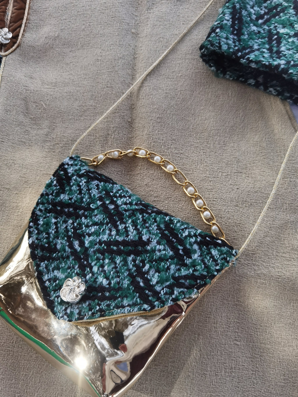 جلابة أطفال بنات مع حقيبة وبلغة هذية