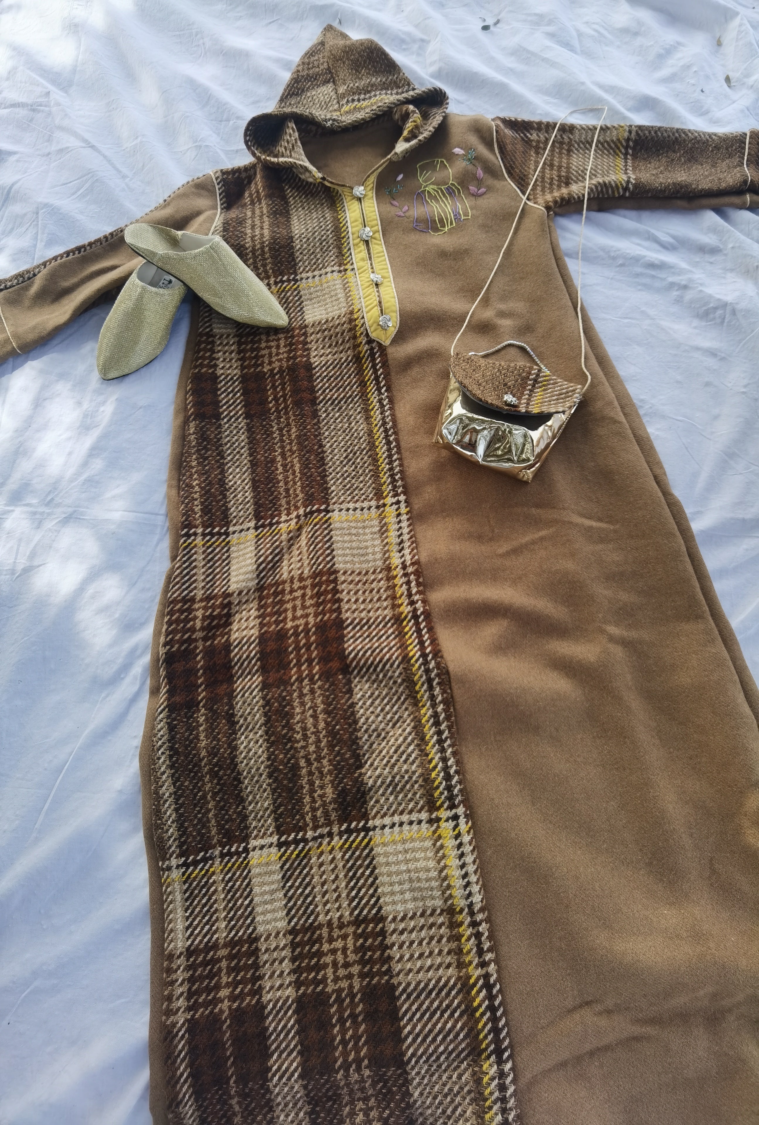 جلابة أطفال بنات مع حقيبة وبلغة هذية