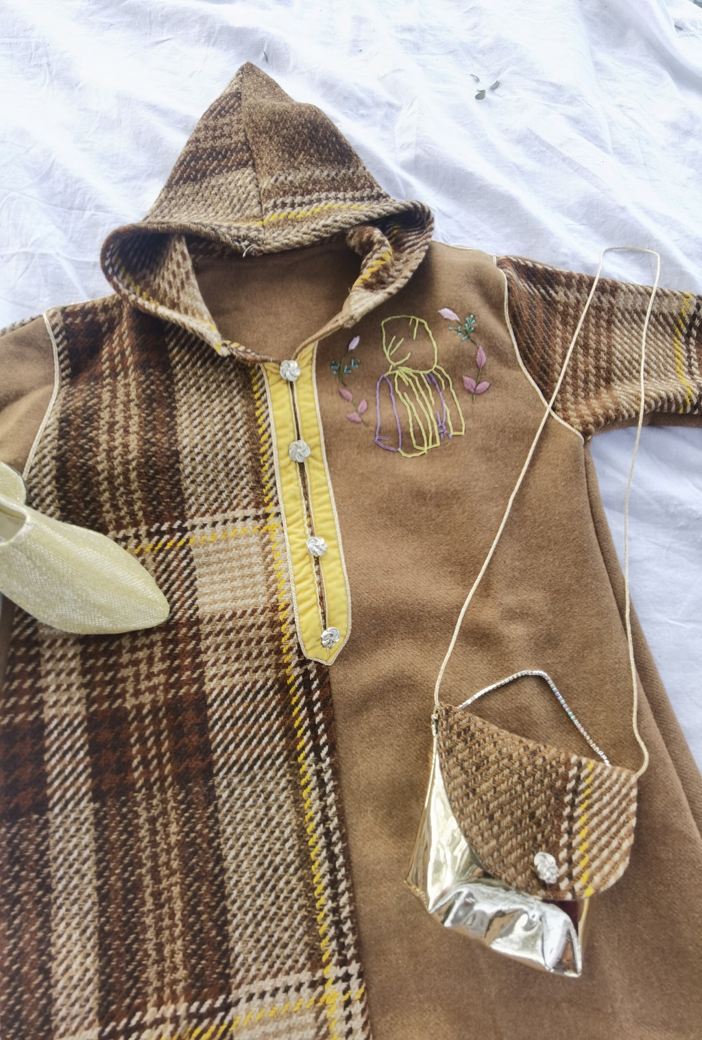 جلابة أطفال بنات مع حقيبة وبلغة هذية